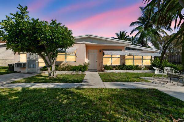 3027 Orchid Street - Photo 1
