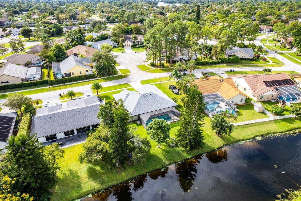 13471 Barberry Drive - Photo 1