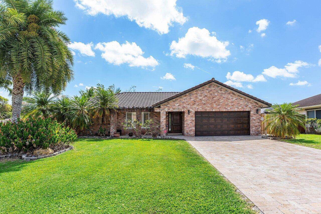 21786 Banyanwood Road - Photo 1