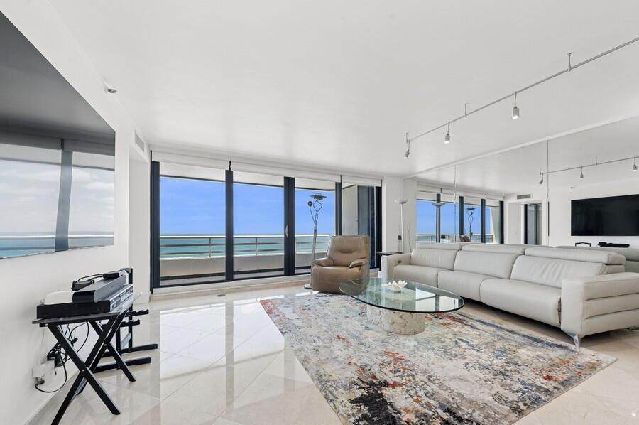 1400 Ocean Boulevard - Photo 1