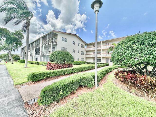 187 Preston - Photo 1