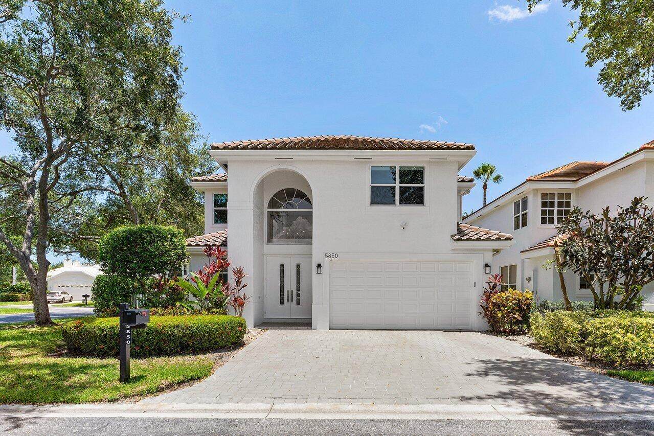 5850 42nd Terrace - Photo 1