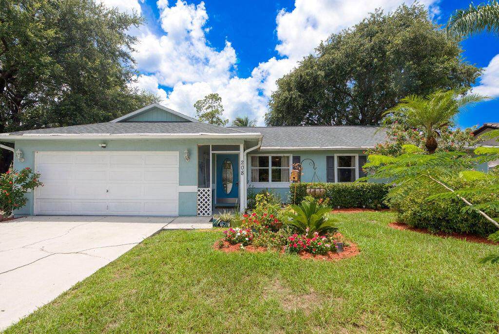 208 Sims Circle - Photo 1