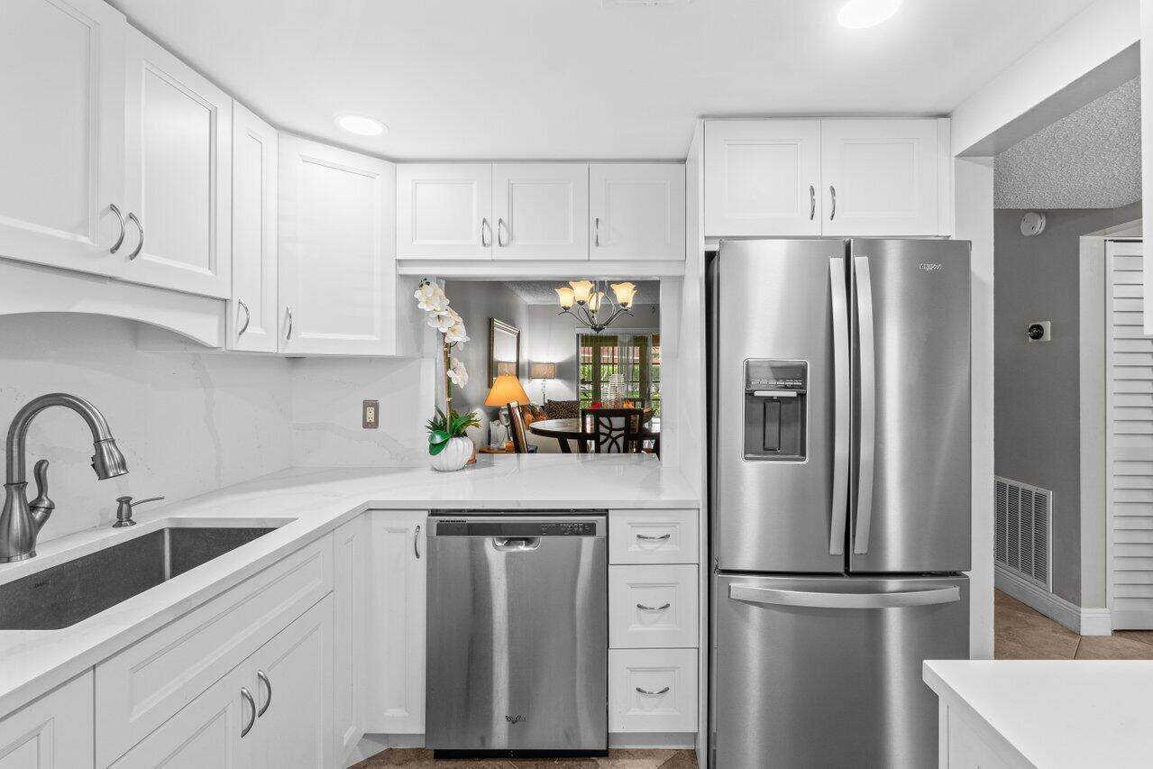 14721 Bonaire Boulevard - Photo 1