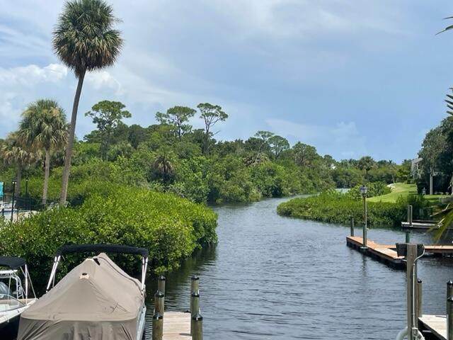 1551 13th Terrace - Photo 1