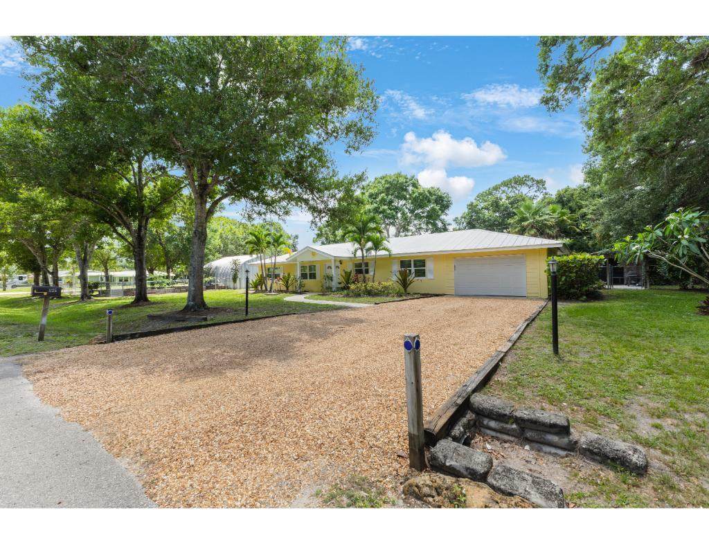 1125 41st Avenue - Photo 1