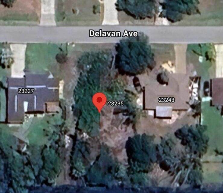 23235 Delavan Avenue - Photo 1