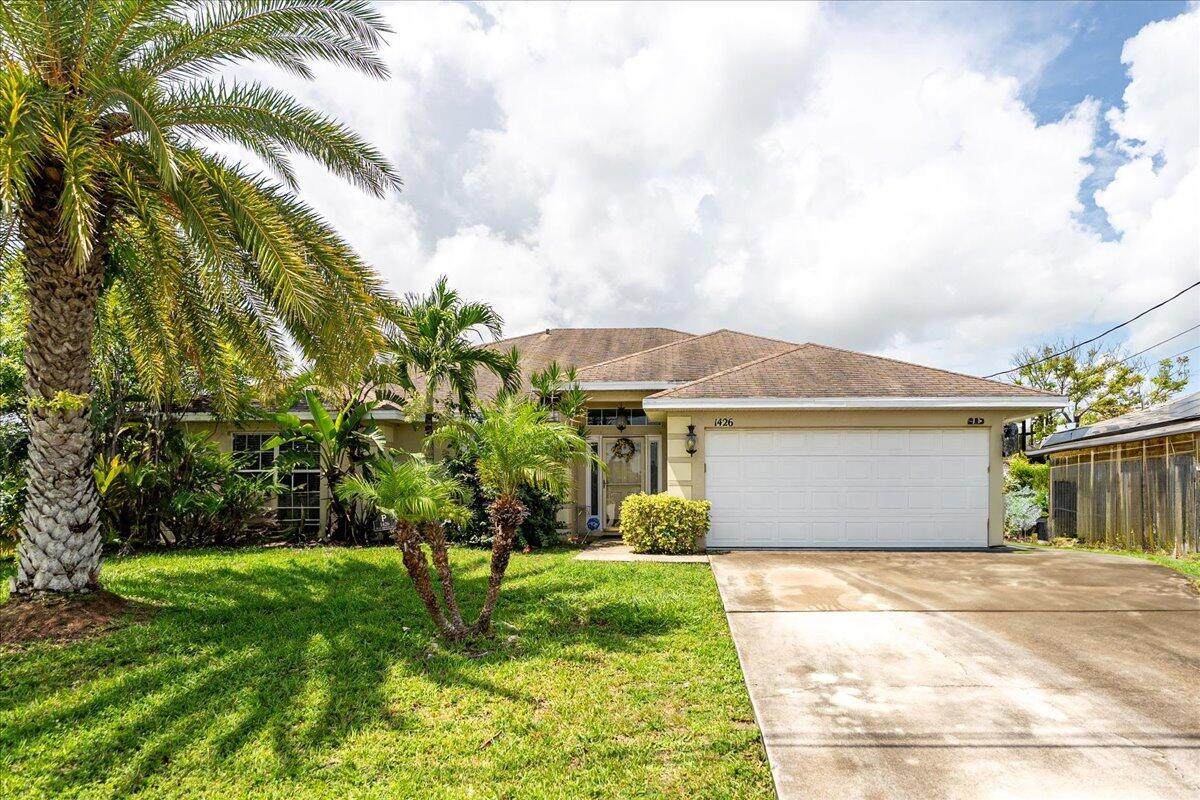 1426 San Sebastian Avenue - Photo 1
