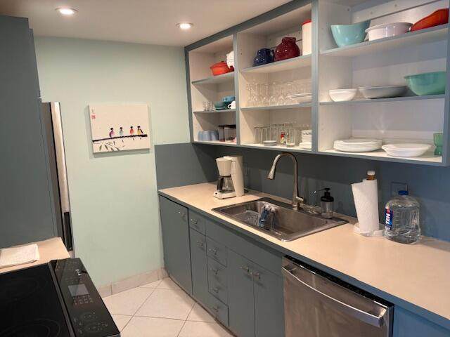 2070 Cornwall D - Photo 1
