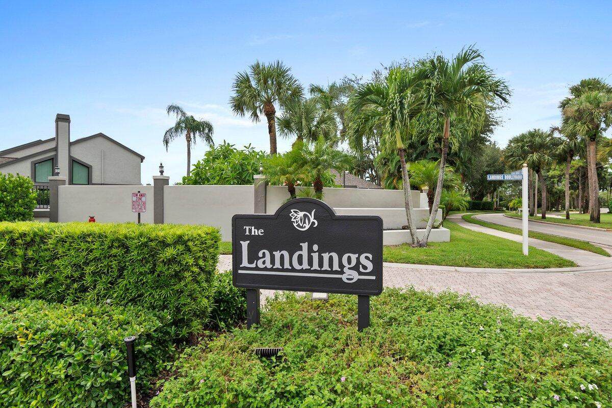 111 Landings Boulevard - Photo 1