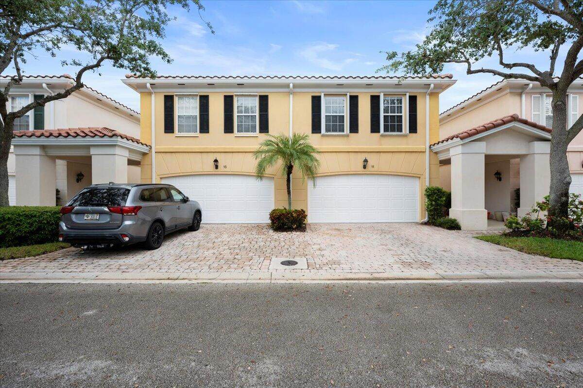 11 Live Oak Circle - Photo 1