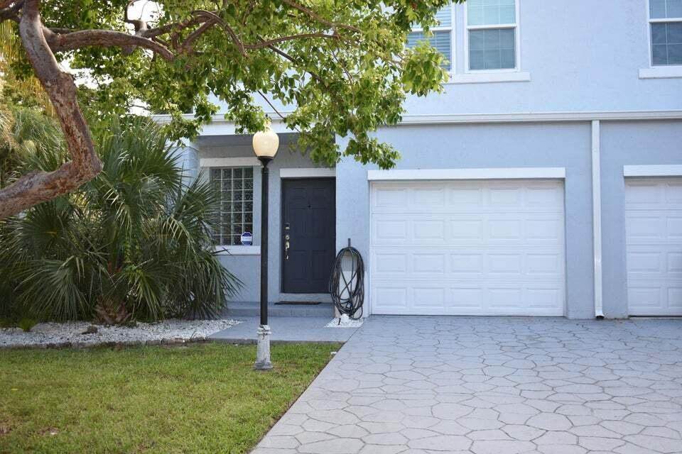 2300 Florida Boulevard - Photo 1