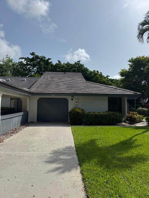 10050 Hickorywood Place - Photo 1