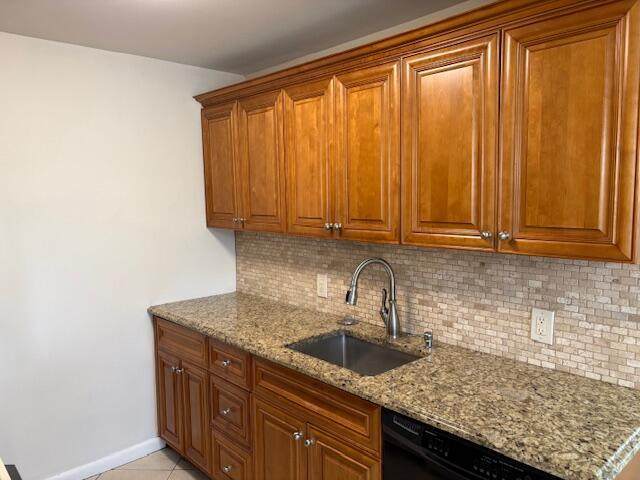 2035 Exeter B - Photo 1