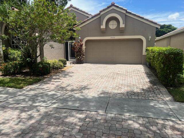 10036 Diamond Lake - Photo 1