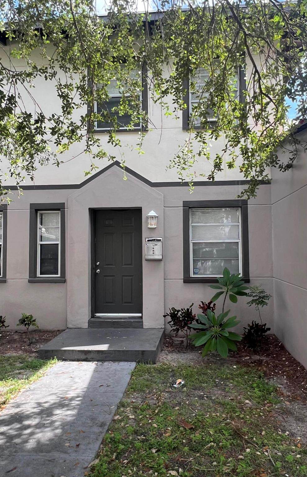 2722 Poinsettia Avenue - Photo 1