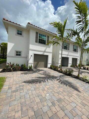 6737 Broadwater Lane - Photo 1