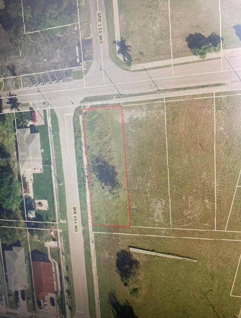 84 1 Court - Photo 1