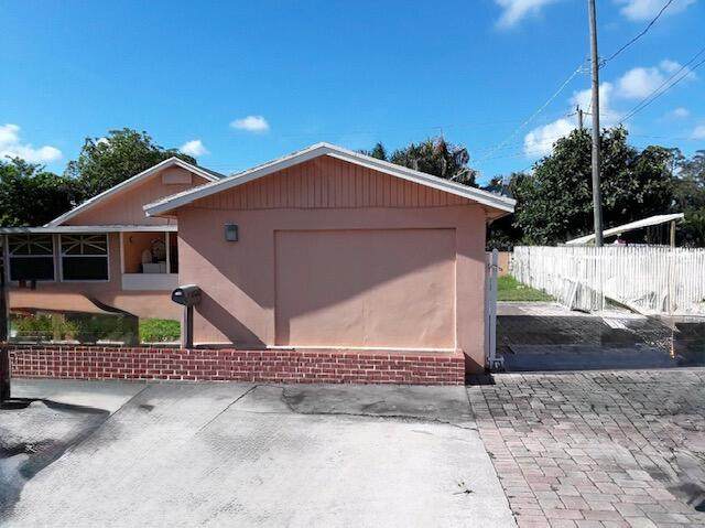 1017 Lakewood Road - Photo 1