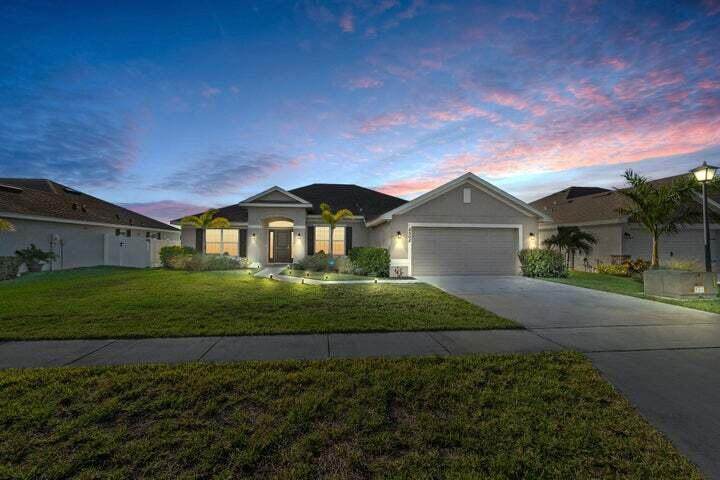 8508 Waterstone Boulevard - Photo 1