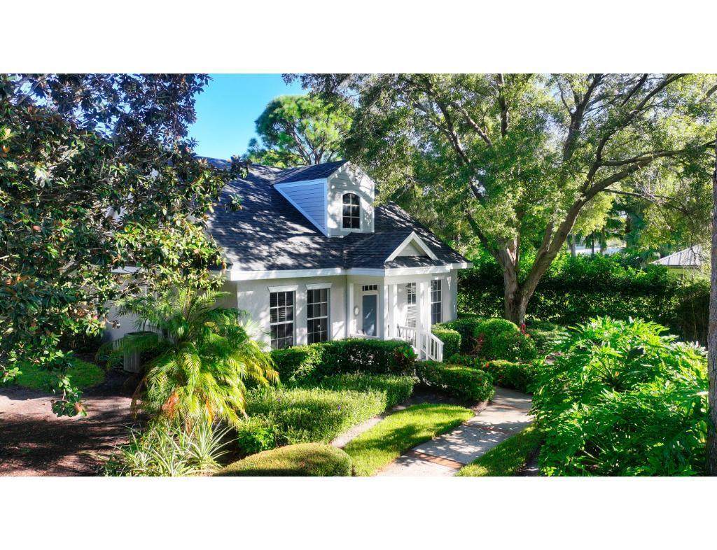 812 Carolina Circle - Photo 1