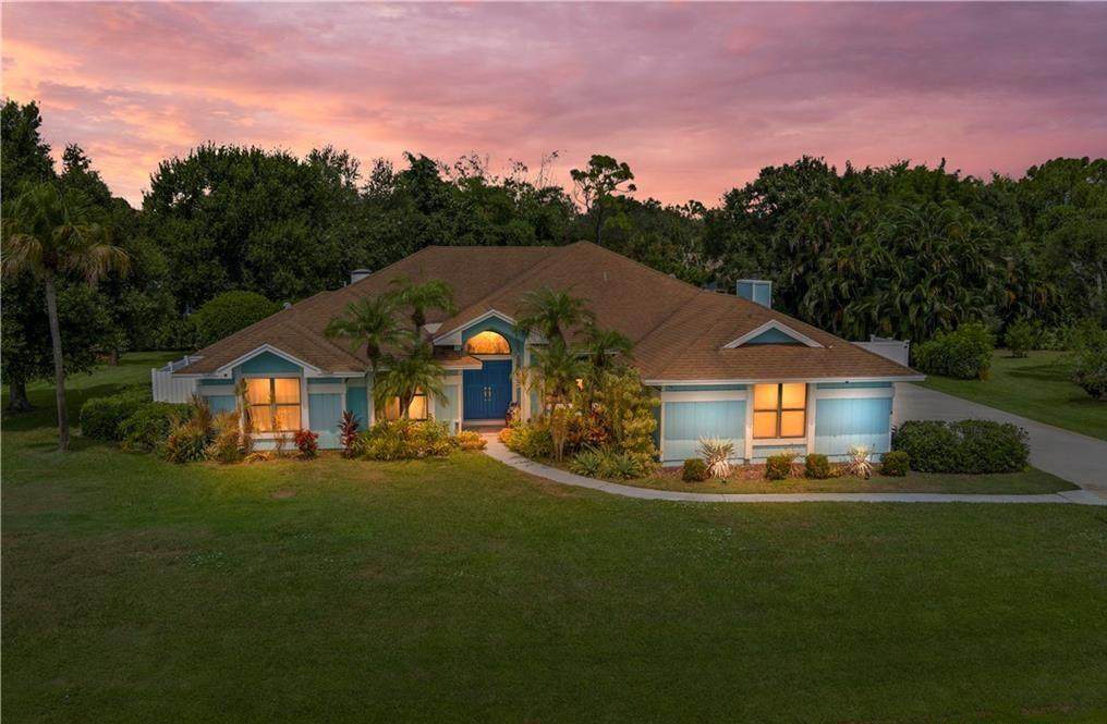 1127 Catalina Street - Photo 1