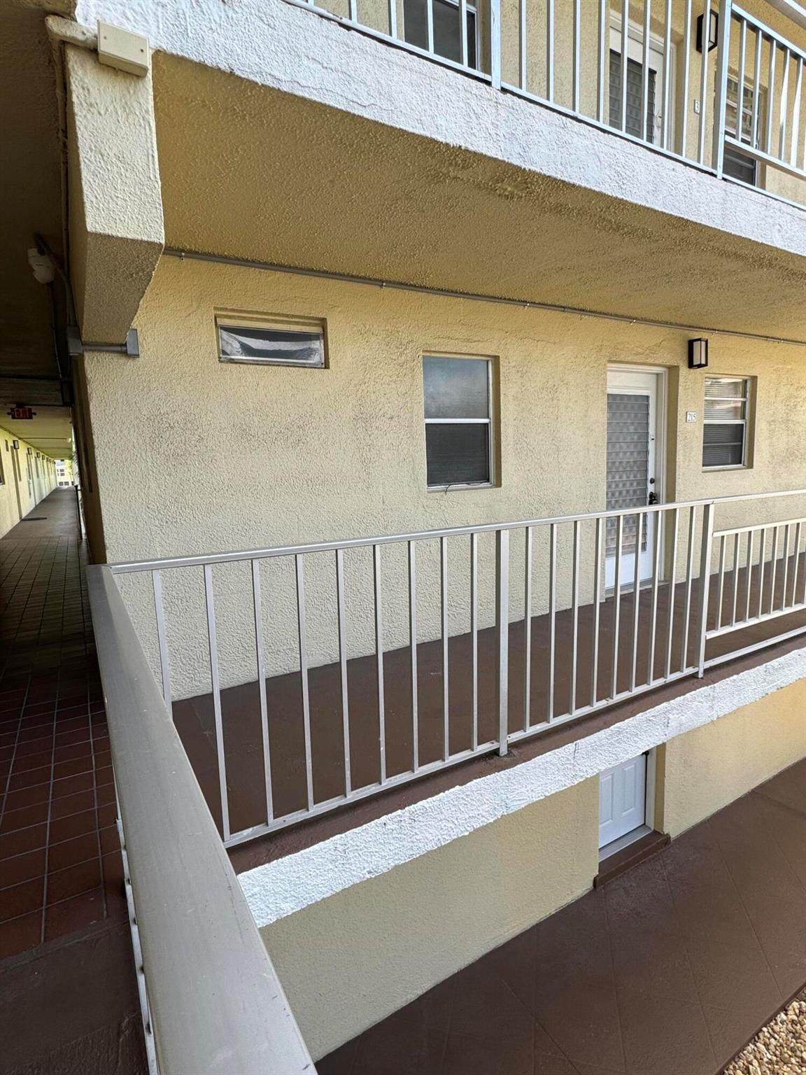 2515 1st Court - Photo 1