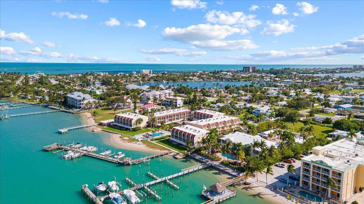 1300 Seaway - Photo 1