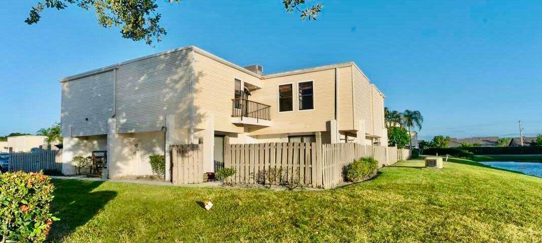 1602 Shaker Circle - Photo 1