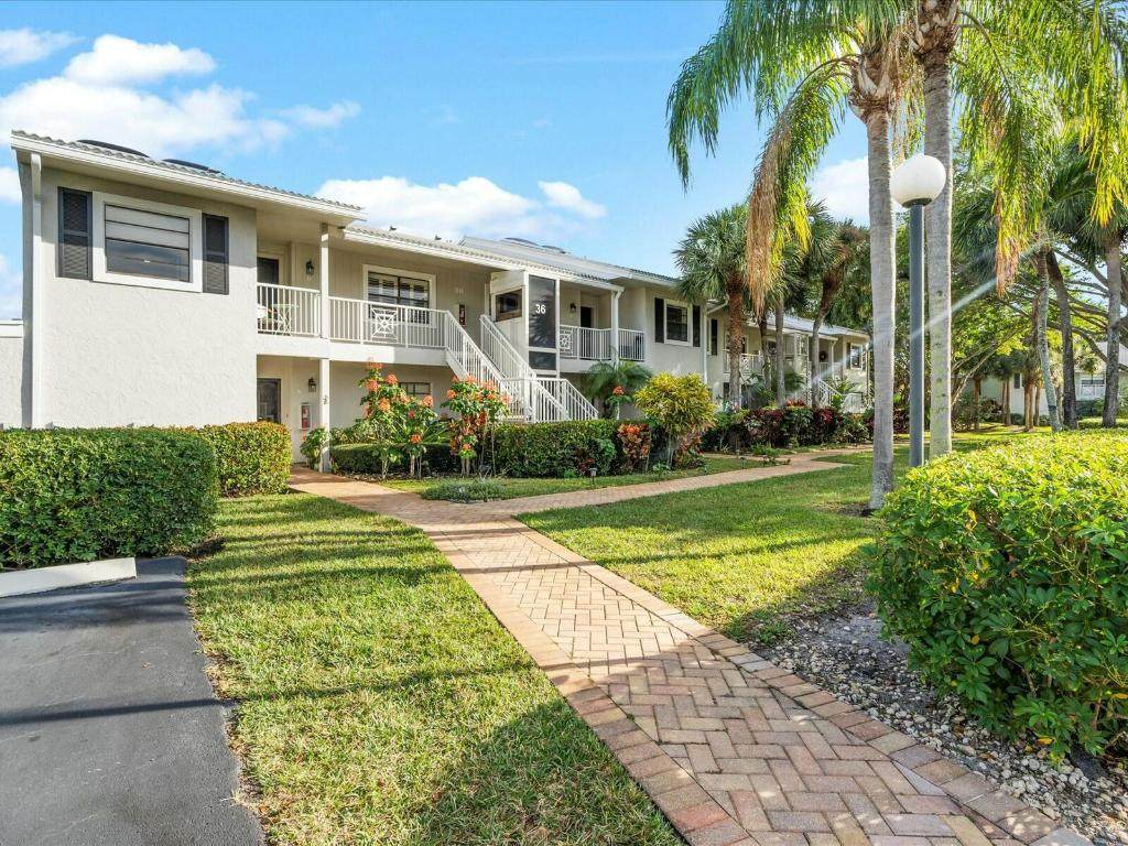 36 Eastgate Drive - Photo 1