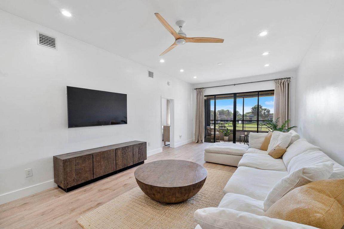 7508 La Paz Boulevard - Photo 1