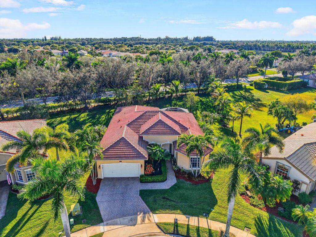 9566 Lantern Bay Circle - Photo 1