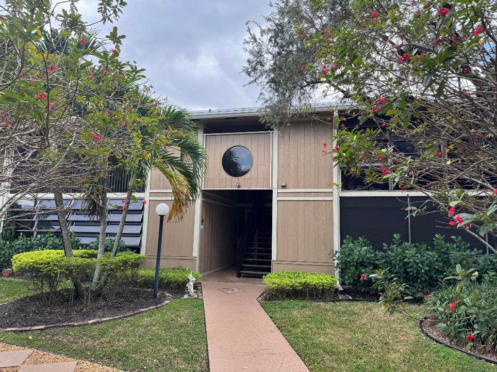 7128 Ashmont Circle Circle - Photo 1