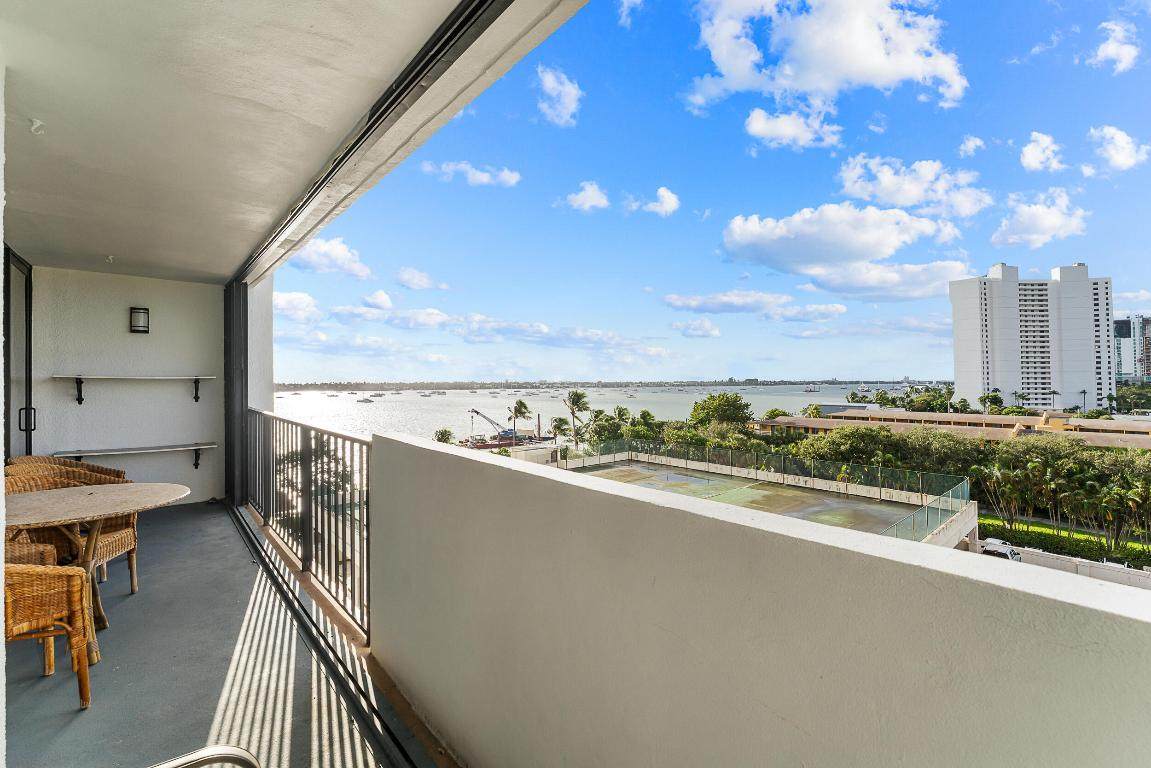 5600 Flagler Drive - Photo 1