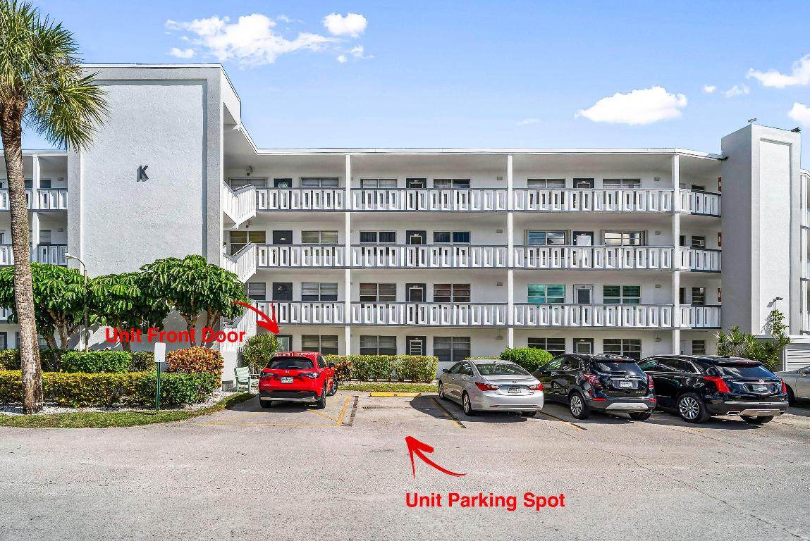 187 Wellington K - Photo 1