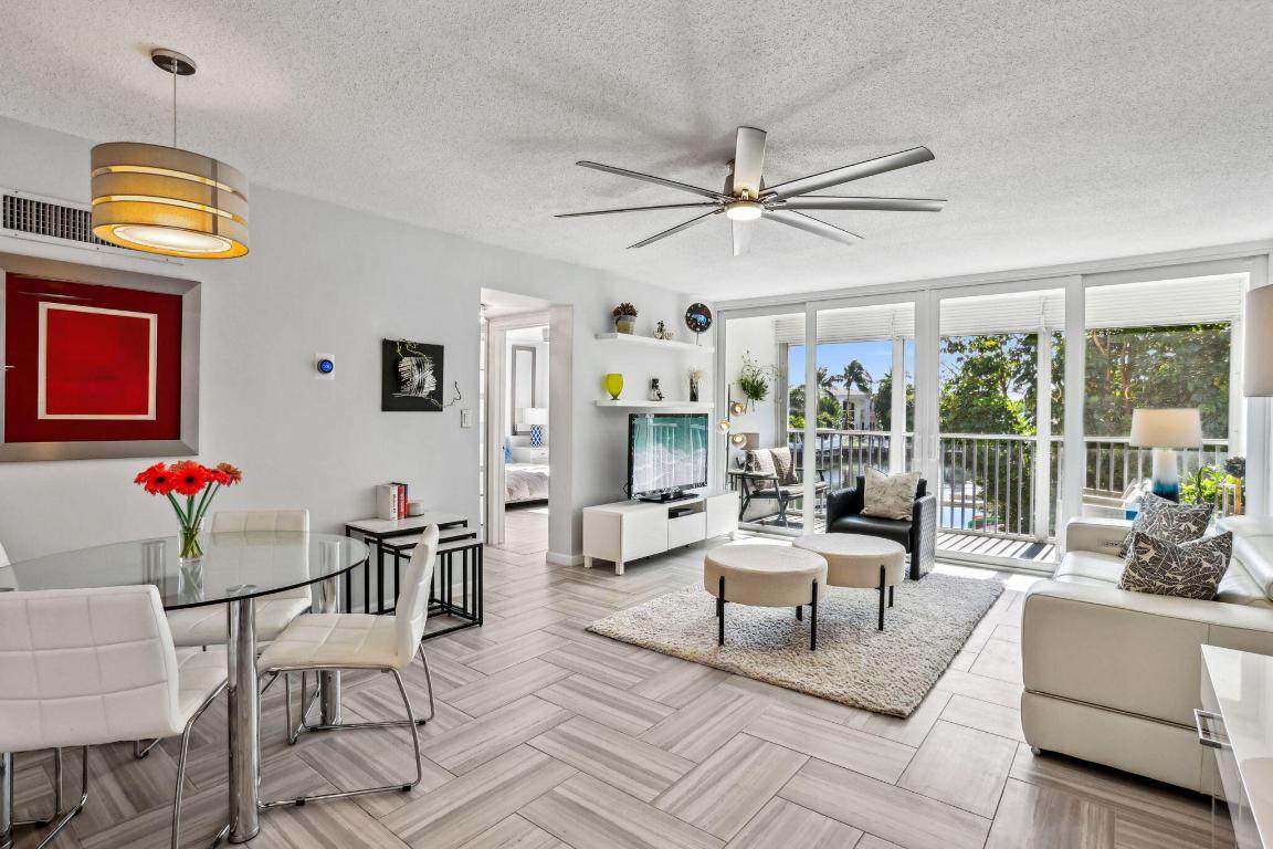 698 Spanish River Boulevard - Photo 1