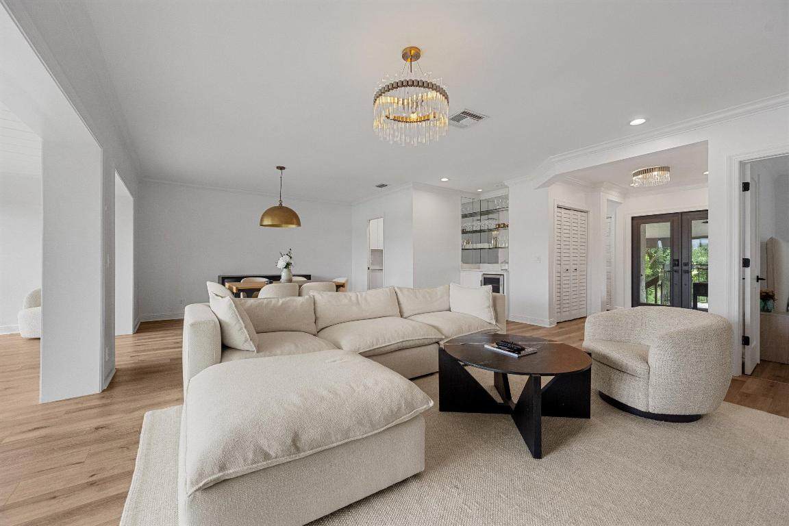 11223 Pond View - Photo 1