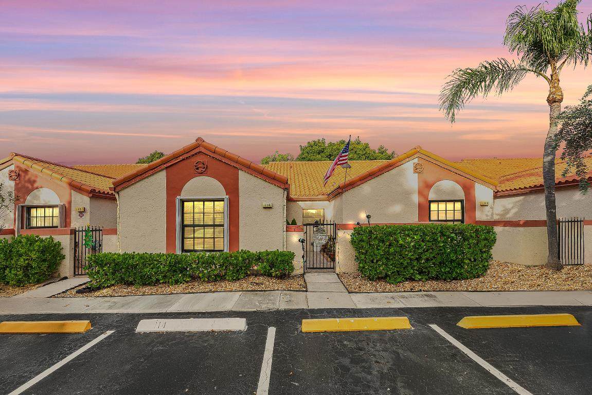 114 Centennial Court - Photo 1