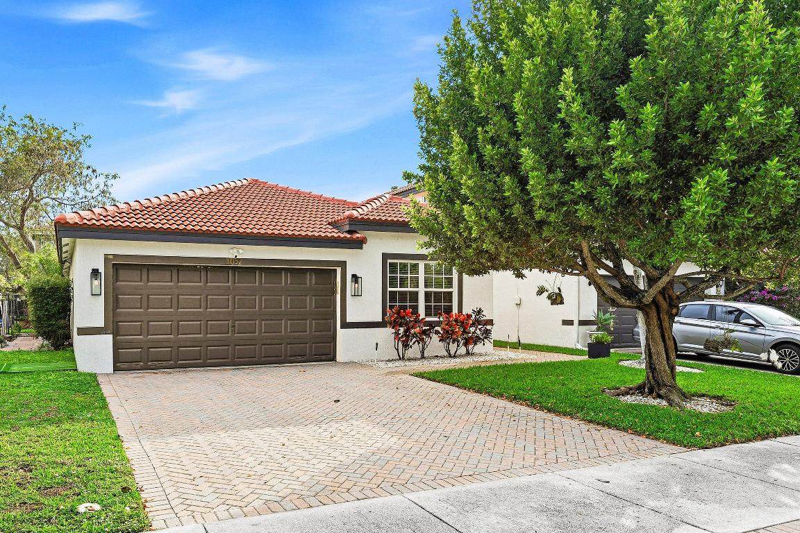 4052 Crescent Creek Place - Photo 1