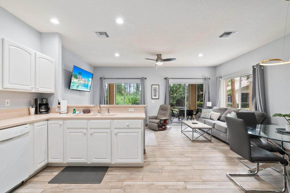 8419 Mulligan Circle - Photo 1