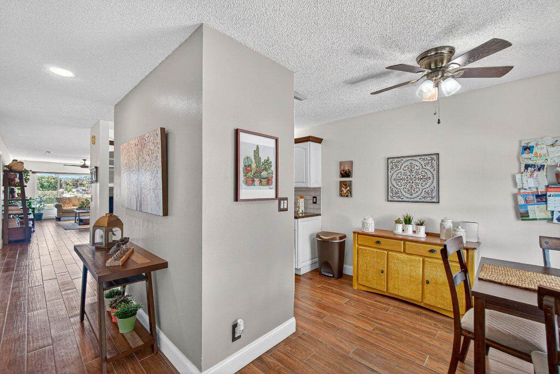 13465 Fishtail Palm - Photo 1