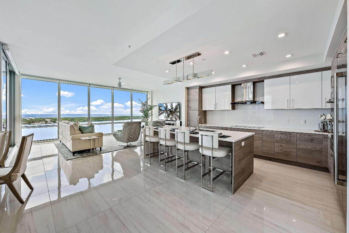 3 Water Club - Photo 1