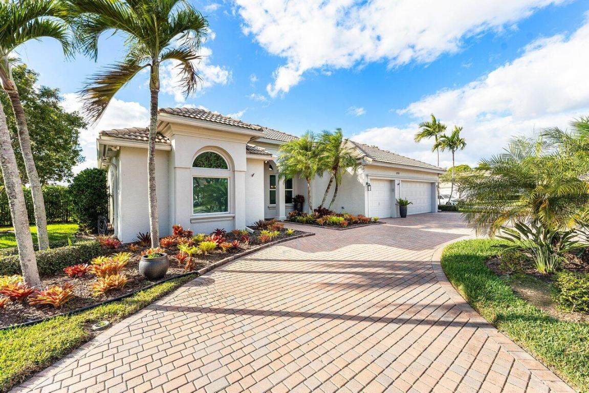 6998 Sleepy Hollow - Photo 1