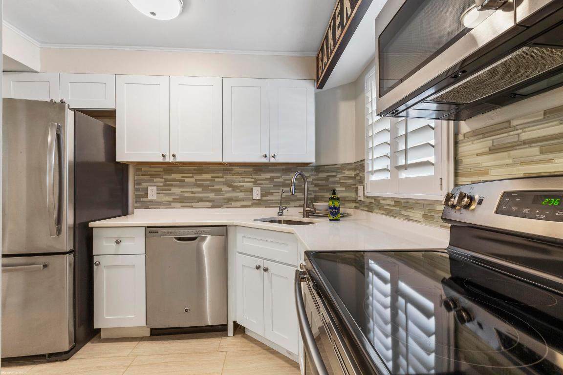 18081 Country Club - Photo 1