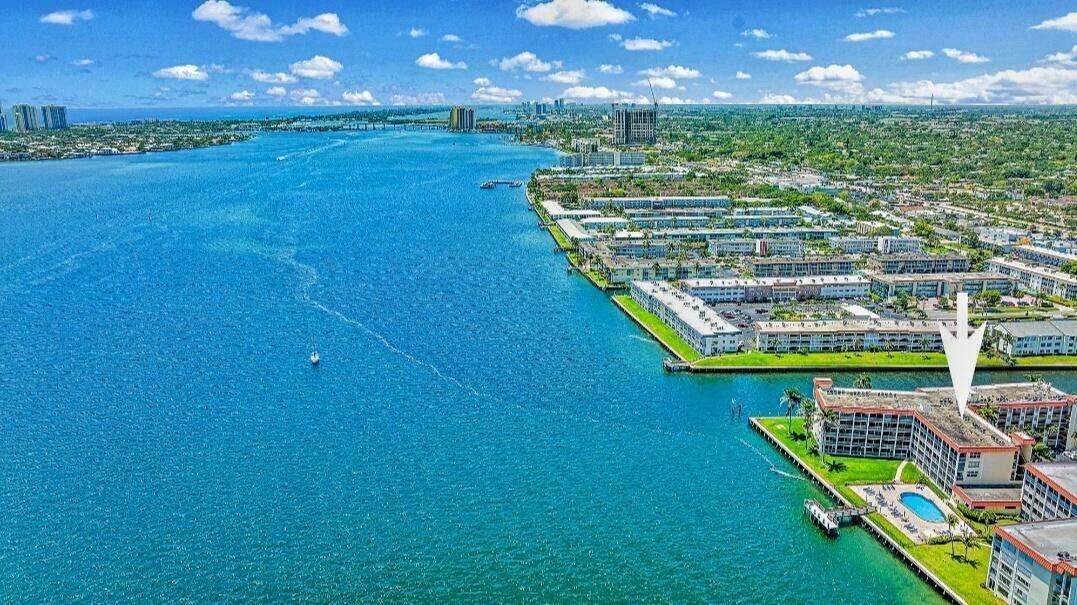 100 Paradise Harbour Boulevard - Photo 1