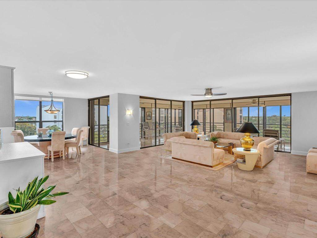 7201 Promenade - Photo 1