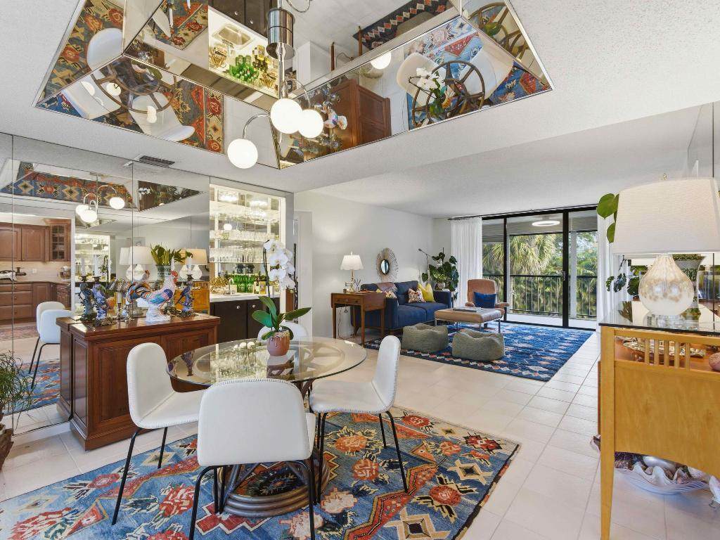 2520 Presidential - Photo 1