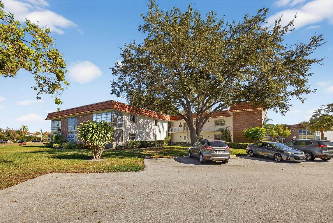 1225 21st Street - Photo 1