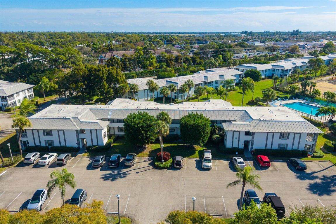 806 Central - Photo 1