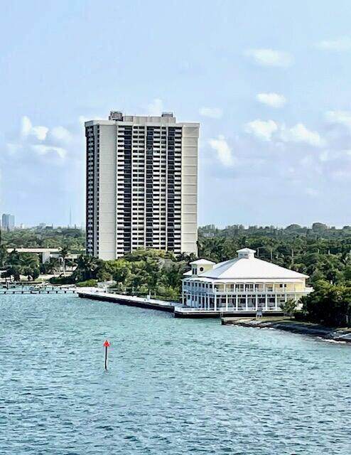 5600 Flagler Drive - Photo 1